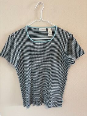 Vintage Liz Claiborne Tee shirt 100% Cotton